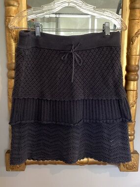 Athleta gray knitted mini skirt.  M